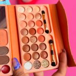 پالت آرایشی کتابی 33 رنگ TuTu Time مدل Sweet Macarons