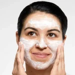 فوم شستشوی صورت کلینیک مخصوص پوست چرب و چرب مختلط